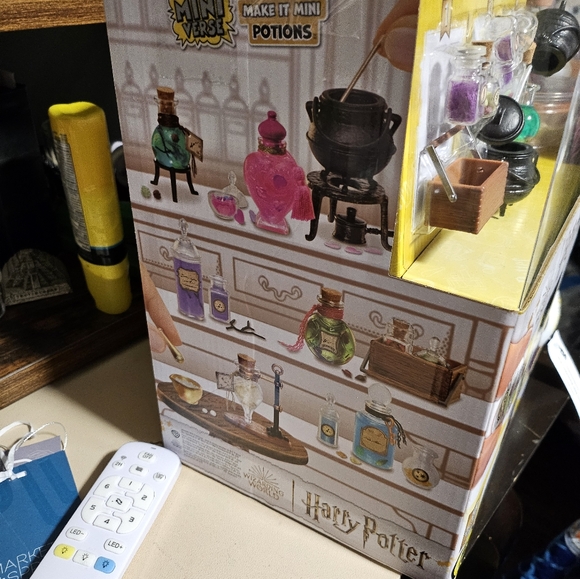 Harry Potte MGA's mini verse. make it mini potions a little damage box.15 potion - Picture 6 of 10